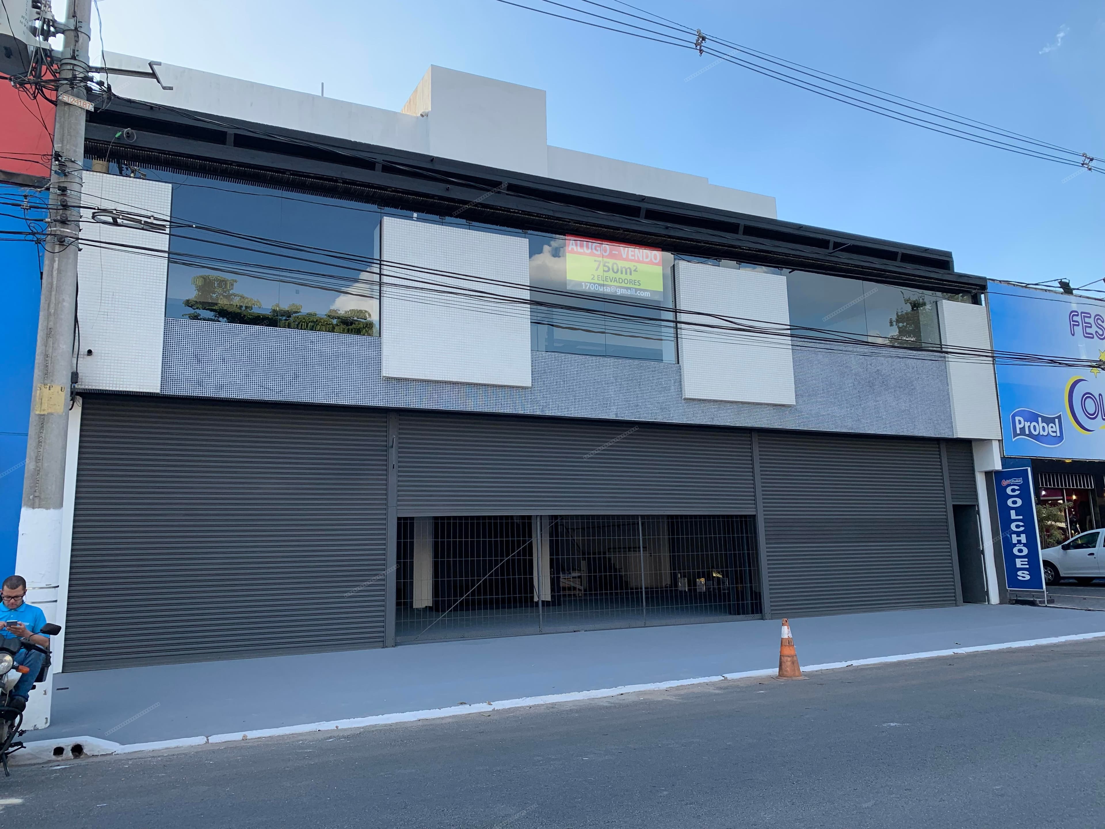 Prédio comercial de 945 m² em localização privilegiada de Moema